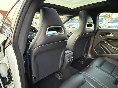 Used 2018 Mercedes-Benz CLA 250 image 34