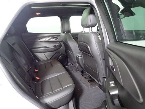 Used 2023 Chevrolet TrailBlazer ACTIV w/ Sun and Liftgate Package image 33