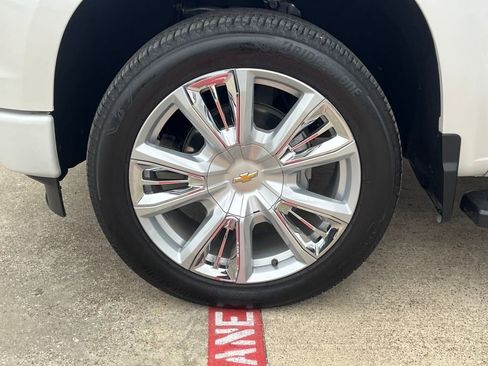 Used 2025 Chevrolet Silverado 1500 High Country w/ High Country Premium Package image 25