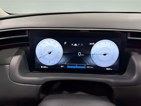 Used 2024 Hyundai Tucson Limited FWD image 20