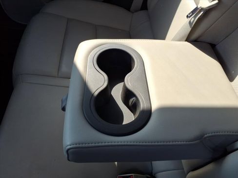 Used 2023 Cadillac XT4 Premium Luxury image 11