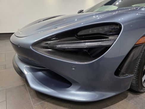 Used 2024 McLaren 750S RWD image 24