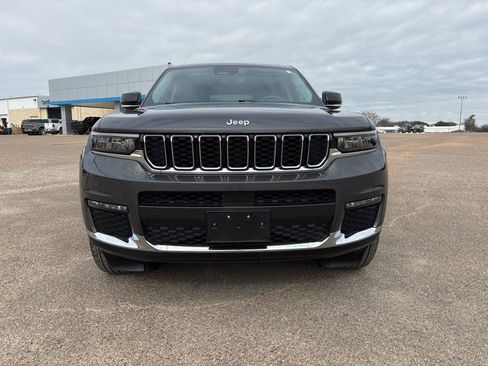 Used 2023 Jeep Grand Cherokee L Limited image 16