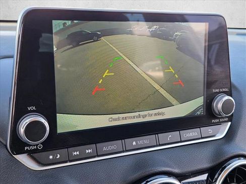 Used 2022 Nissan Sentra SV image 12