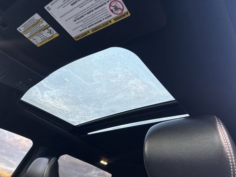 Used 2022 Ford F250 Lariat image 24