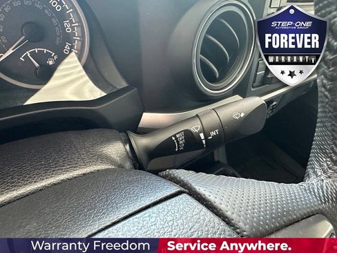 Used 2016 Toyota Tacoma SR5 w/ Towing Package RWD image 21