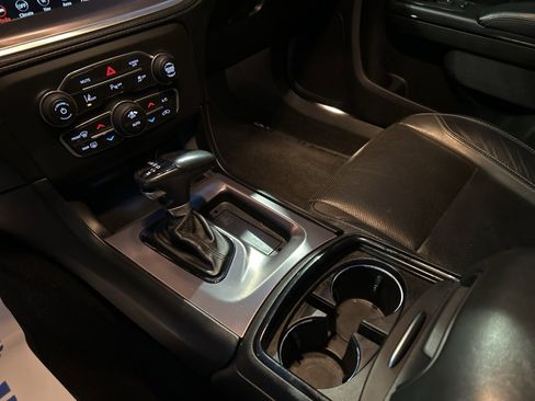 Used 2020 Dodge Charger SXT w/ Plus Group image 20
