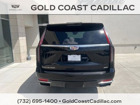 Used 2024 Cadillac Escalade Premium Luxury w/ LPO, Floor Liner Package image 3