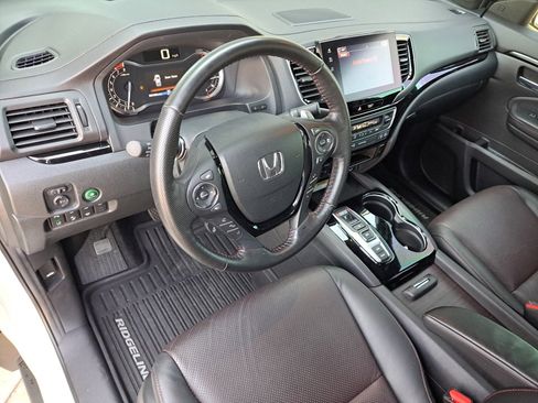 Used 2023 Honda Ridgeline Black Edition image 13