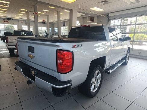Used 2017 Chevrolet Silverado 1500 LT w/ All Star Edition AWD/4WD image 14