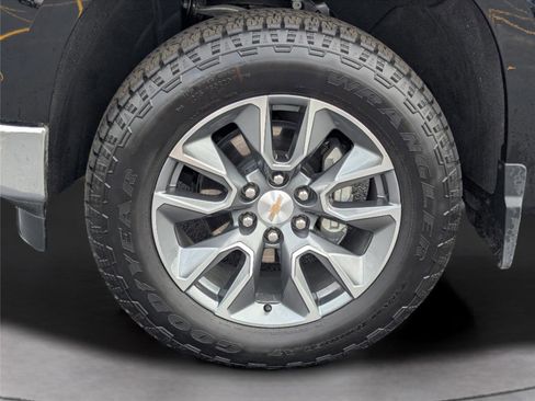 Used 2026 Chevrolet Silverado 1500 LT image 8