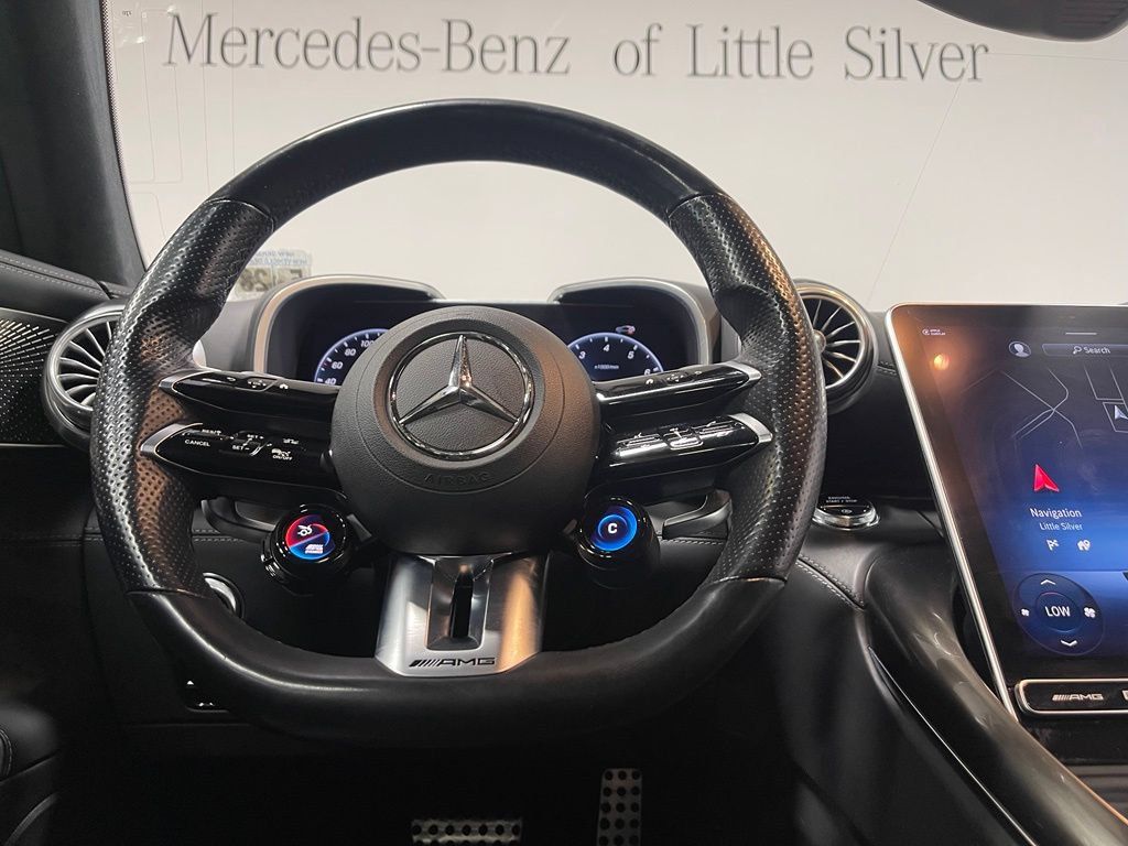 Used 2022 Mercedes-Benz SL 63 AMG 4MATIC image 30