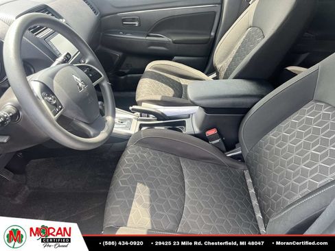 Used 2025 Mitsubishi Outlander Sport AWD image 16