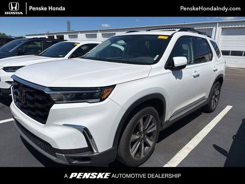 Used 2023 Honda Pilot Elite image 1
