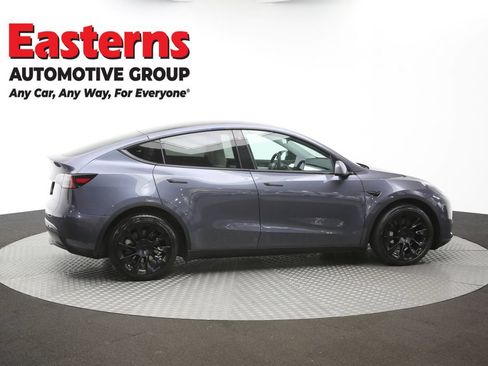Used 2021 Tesla Model Y Long Range AWD/4WD image 38