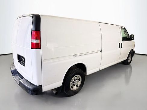 Used 2016 Chevrolet Express 3500 Extended image 7