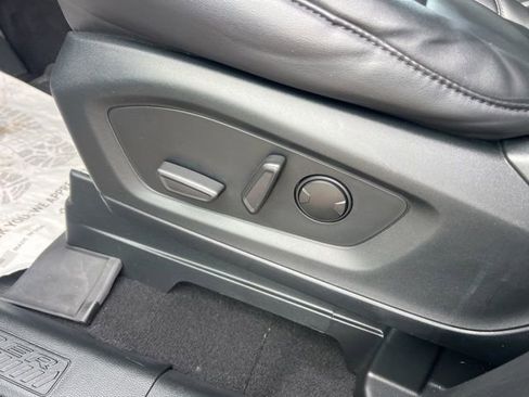 Certified 2023 Ford Explorer XLT w/ Equipment Group 202A image 20