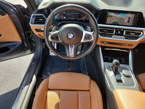 Used 2023 BMW 430i Coupe w/ M Sport Package RWD image 11