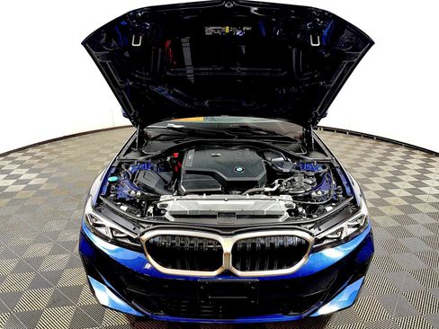 Used 2024 BMW 330i xDrive Sedan w/ Premium Package AWD/4WD image 31