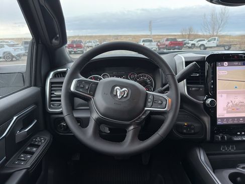 New 2026 RAM 2500 Big Horn AWD/4WD image 17