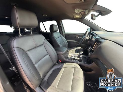 Used 2023 Chevrolet Traverse RS AWD/4WD image 16