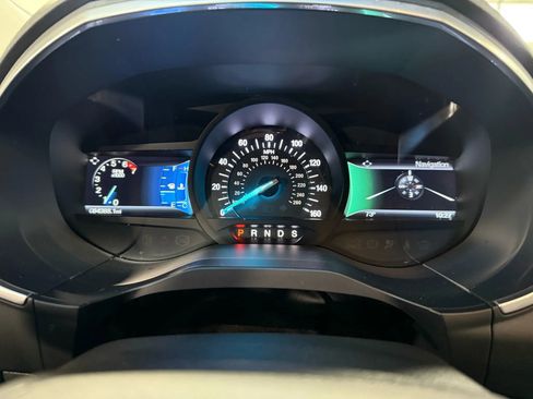 Used 2016 Ford Edge Titanium w/ Equipment Group 301A image 17