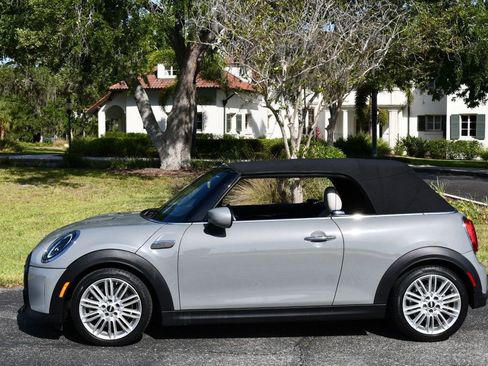 Used 2023 MINI Cooper S w/ Signature Upholstery Package FWD image 31