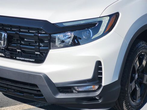 New 2026 Honda Ridgeline Black Edition image 6