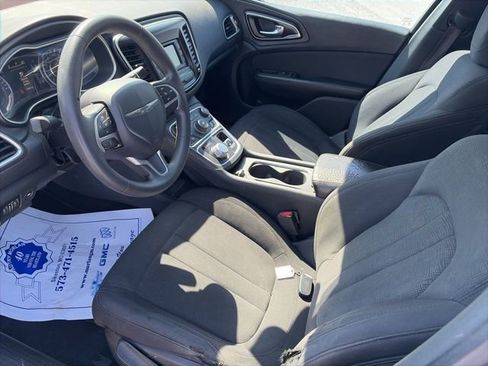 Used 2016 Chrysler 200 Limited FWD image 16