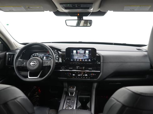 Used 2023 Nissan Pathfinder SL w/ SL Premium Package image 13