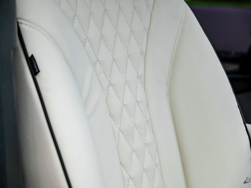 Used 2023 Mercedes-Benz Sprinter 3500 image 50