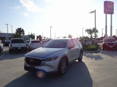 Used 2022 MAZDA CX-5 AWD 2.5 S w/ Preferred Package image 1