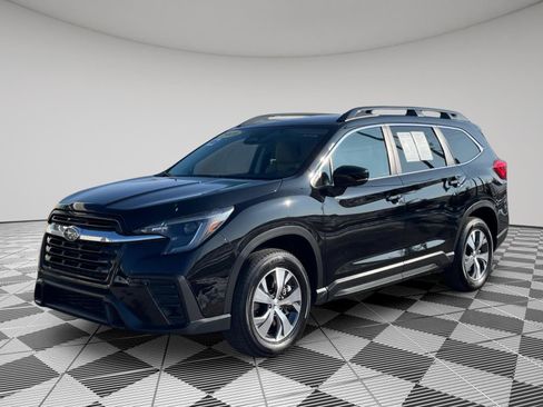 Certified 2025 Subaru Ascent Premium image 3