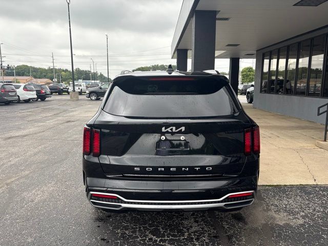 Used 2022 Kia Sorento S FWD image 9
