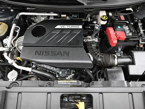 Used 2022 Nissan Rogue SV AWD/4WD image 28