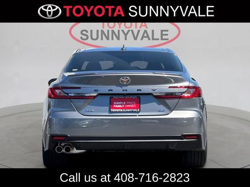 Used 2026 Toyota Camry SE w/ Convenience Package FWD image 8