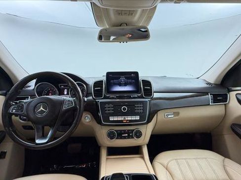 Used 2018 Mercedes-Benz GLE 350 w/ Premium 1 Package image 26