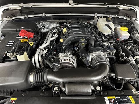 Used 2024 Jeep Wrangler Unlimited Rubicon image 24