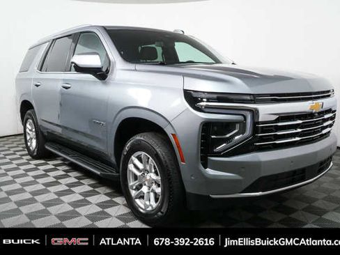 Used 2025 Chevrolet Tahoe LT image 1
