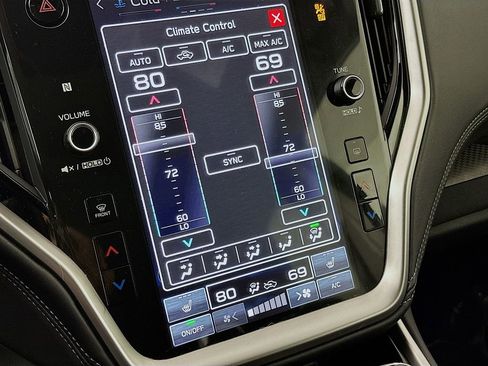 Used 2024 Subaru Outback Premium image 20