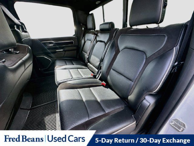 Used 2024 RAM 1500 Laramie AWD/4WD image 19