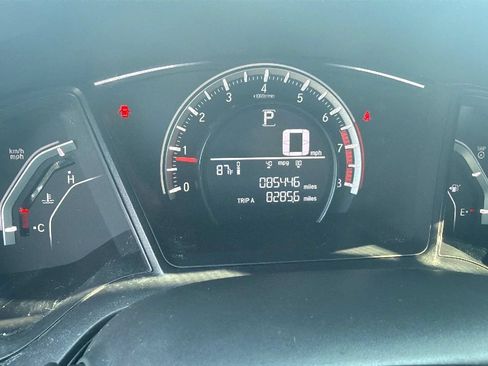 Used 2017 Honda Civic Sport image 19