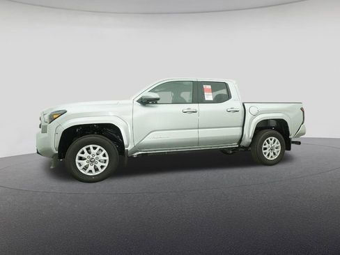 New 2026 Toyota Tacoma SR5 image 18