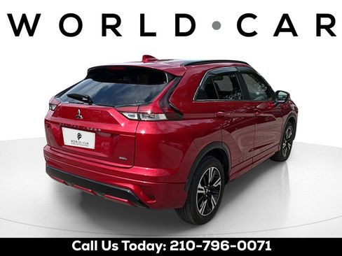 Used 2023 Mitsubishi Eclipse Cross SEL AWD/4WD image 3