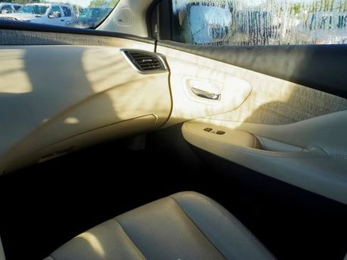 Used 2023 Nissan Murano SL image 31