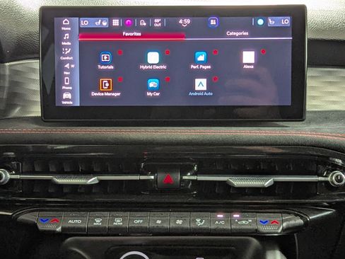 Used 2024 Alfa Romeo Tonale Veloce w/ Active Assist Package image 16