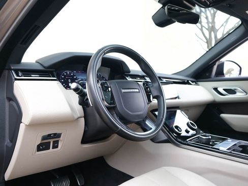 Used 2020 Land Rover Range Rover Velar R-Dynamic S image 21