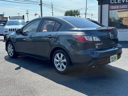 Used 2010 MAZDA MAZDA3 i Touring FWD image 7