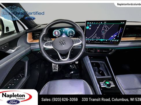 Used 2025 Volkswagen Tiguan SEL R-Line AWD/4WD image 6