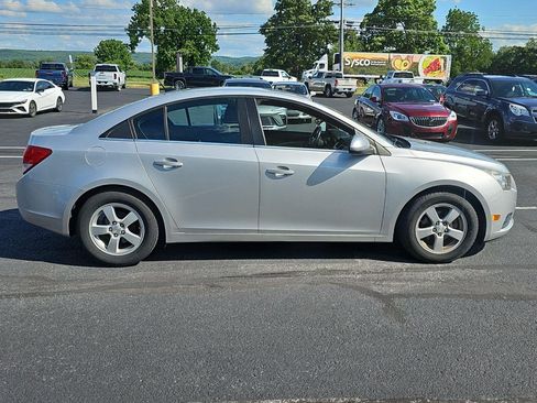 Used 2014 Chevrolet Cruze LT w/ Technology Package FWD image 16